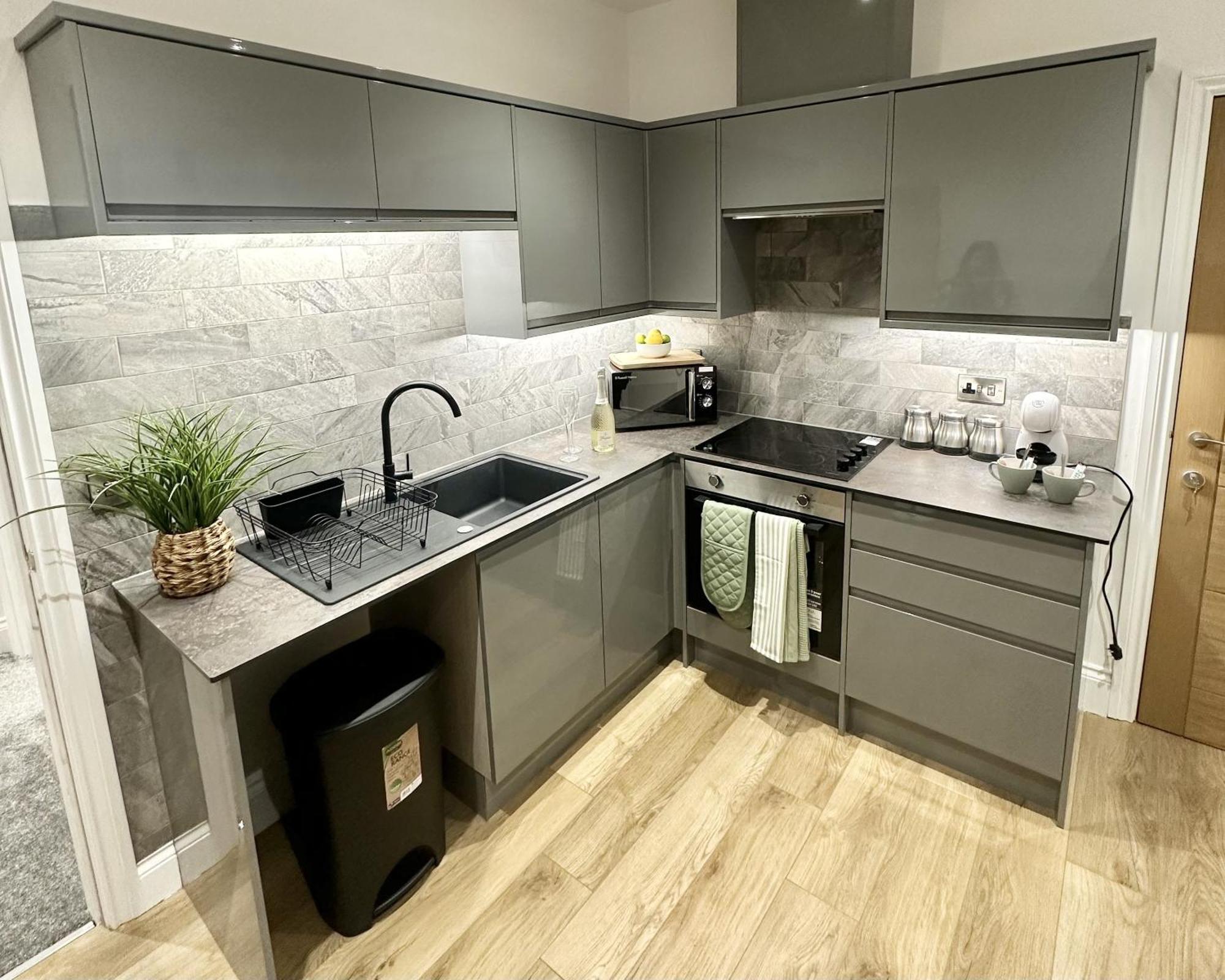 The Yorkshire Crown - Luxury Apartment - Free Parking Nearby Harrogate Exterior foto