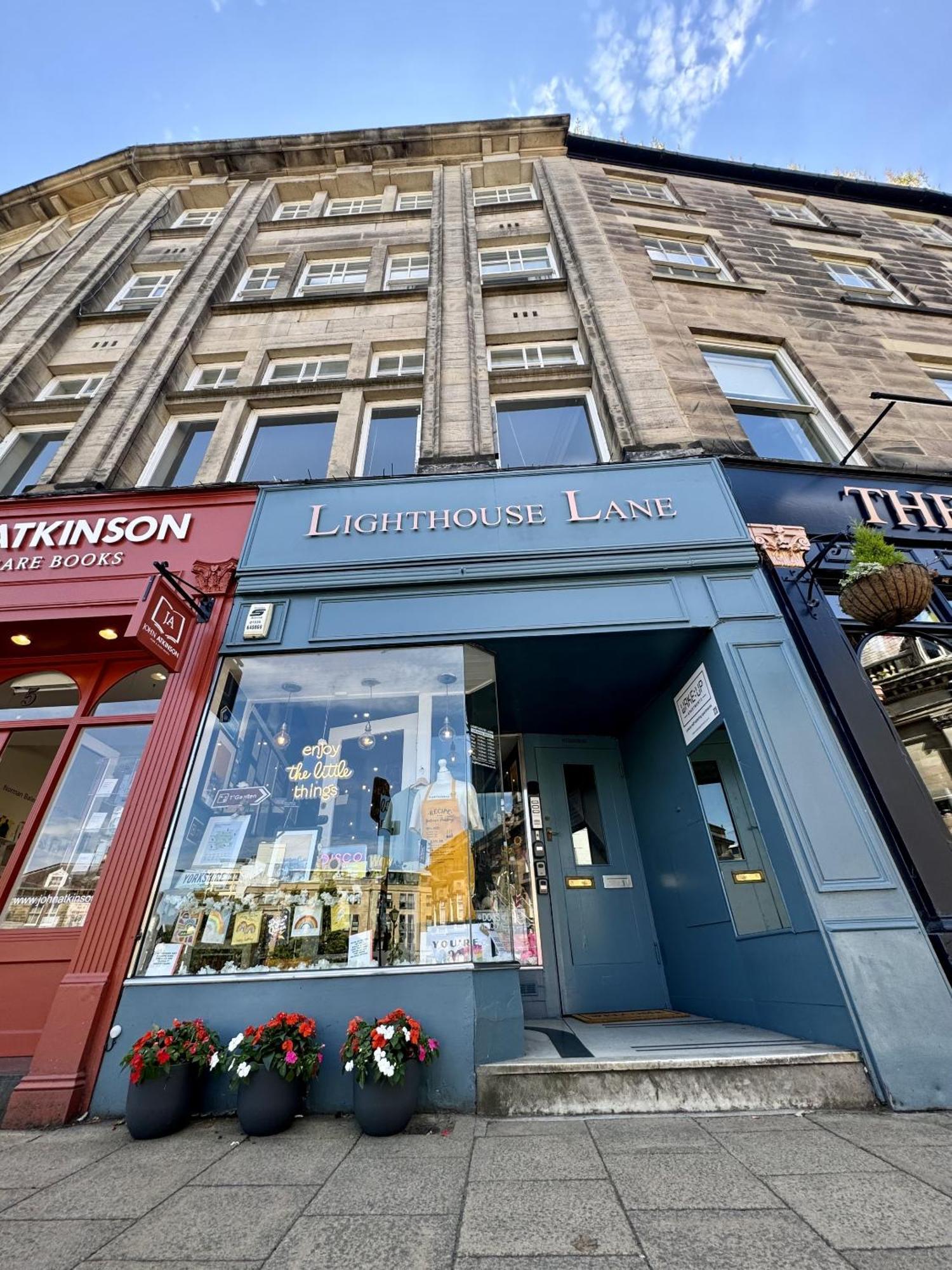 The Yorkshire Crown - Luxury Apartment - Free Parking Nearby Harrogate Exterior foto