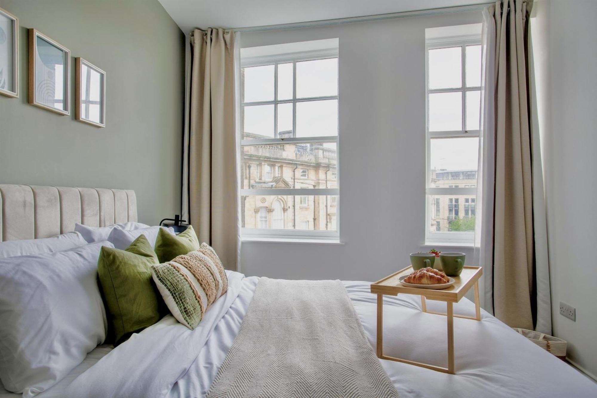 The Yorkshire Crown - Luxury Apartment - Free Parking Nearby Harrogate Exterior foto